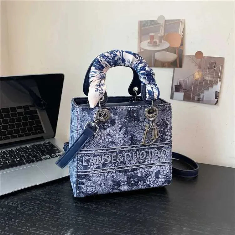 2024 Embroidered Crossbody Bag for Women Floral Boho Adjustable Shoulder Strap Vegan Leather Lightweight Purse Casual HandbagC250403