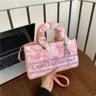 2024 Embroidered Crossbody Bag for Women Floral Boho Adjustable Shoulder Strap Vegan Leather Lightweight Purse Casual HandbagC250403